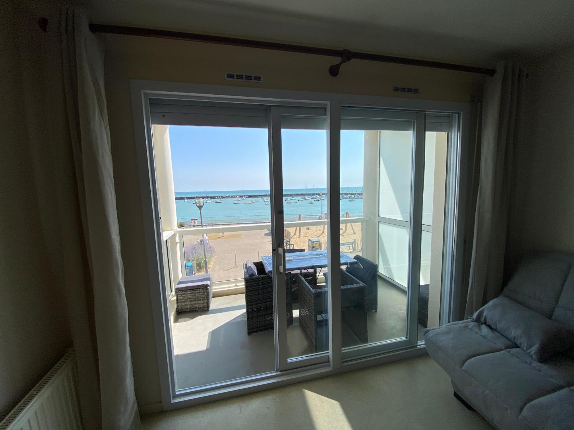 Appartement Vue Sur Mer Et Le Port Жар-сюр-Мер Екстериор снимка